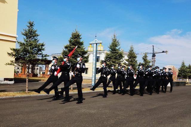 大兴安岭边境管理支队举办国务院、中央军委授予“戍边为民模范边防派出所”荣誉称号五周年纪念活动(图1)